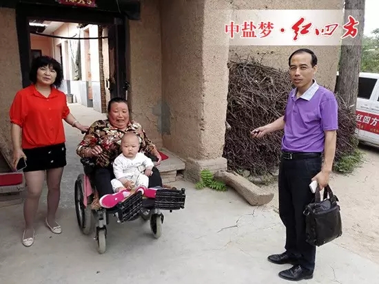 同云平接下&ldquo;中国好肥料&rdquo;公益赠肥活动的接力棒